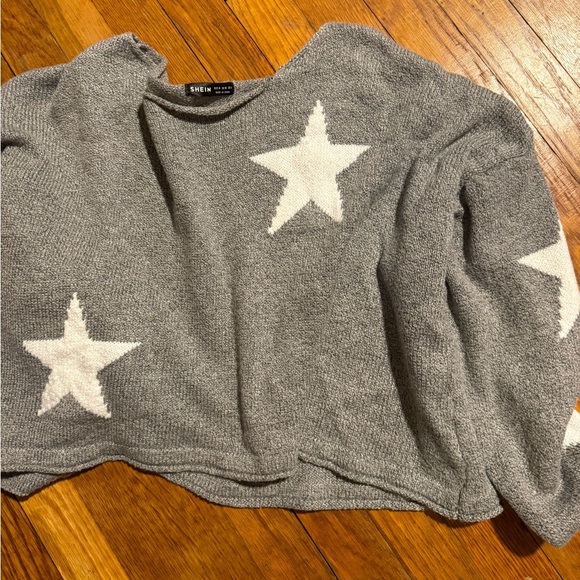 SHEIN Tops - SHEIN size medium grey sweater